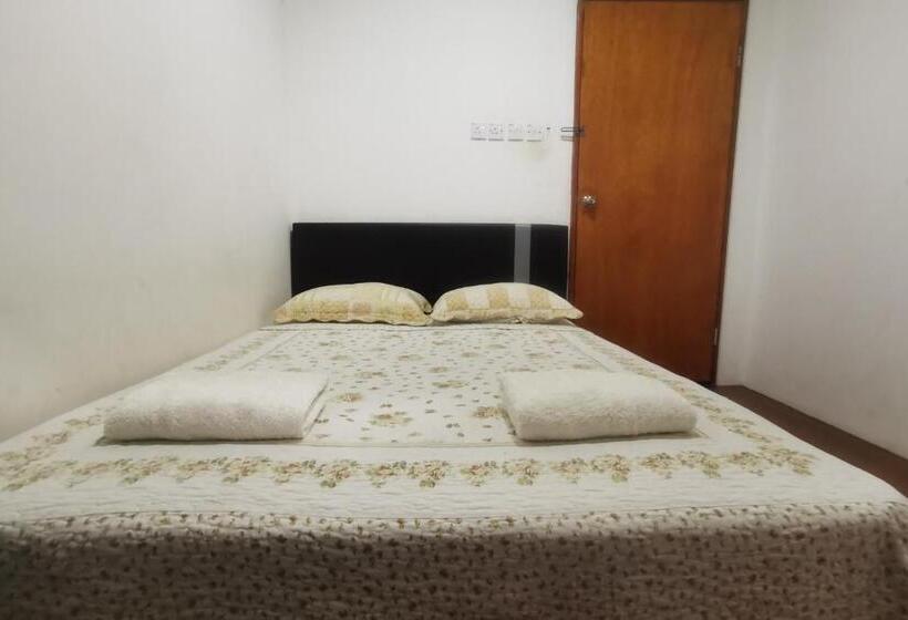 Albergue Navita Lodge