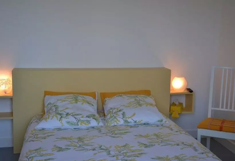 تختخواب و صبحانه La Madinerie