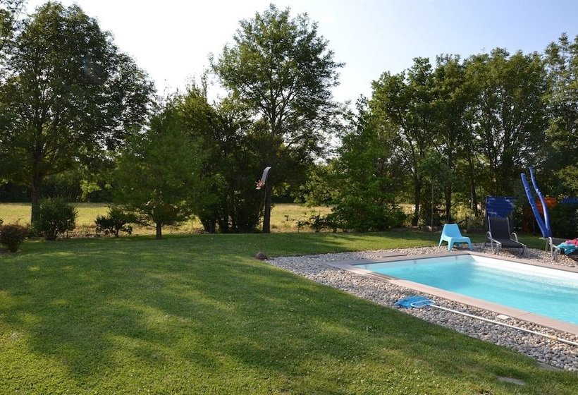 مبيت وإفطار La Madinerie