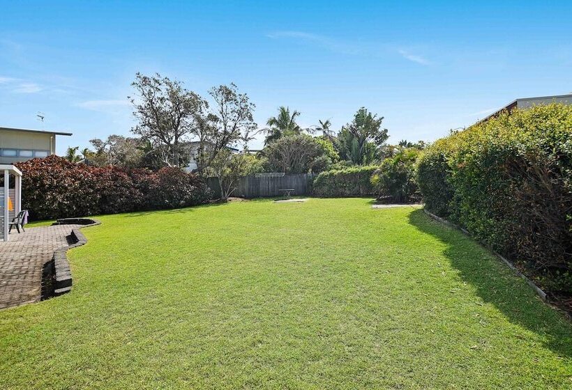 Blairgowrie 4   4/2 Martin St