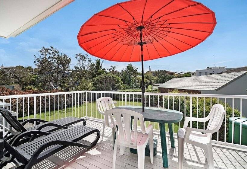 Blairgowrie 4   4/2 Martin St