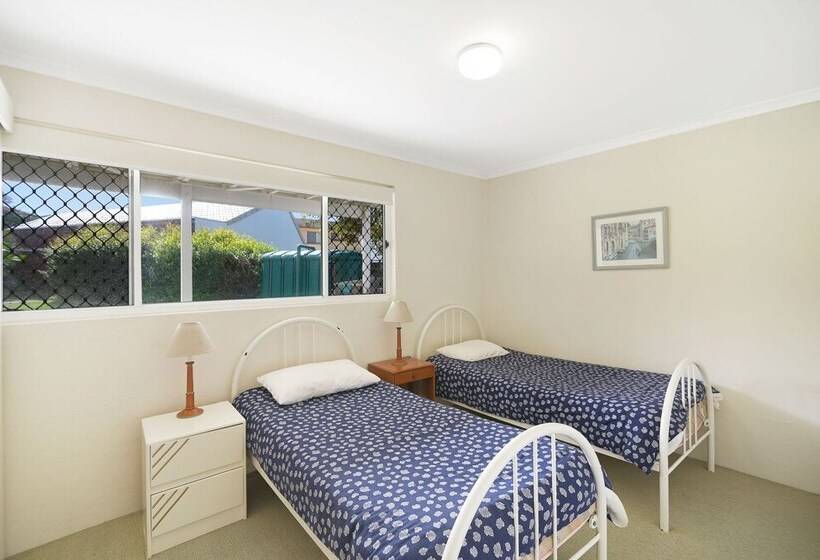 Blairgowrie 4   4/2 Martin St