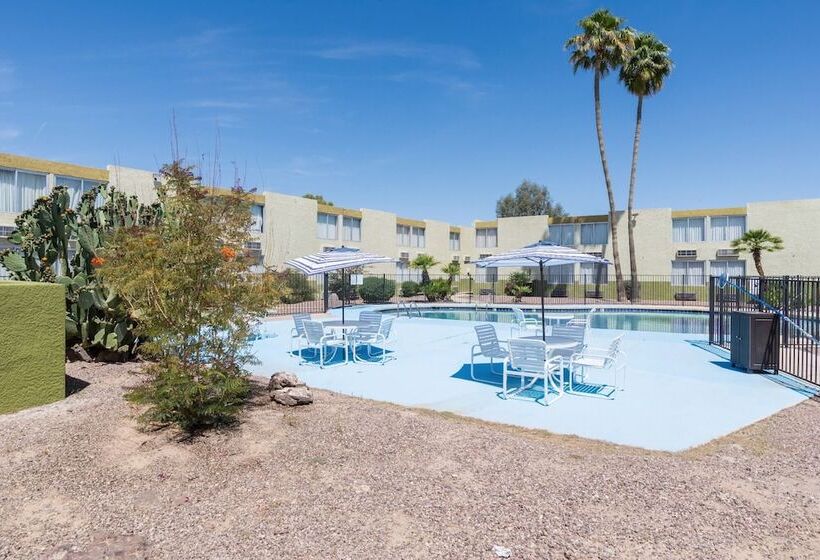 בית מלון כפרי Bluestone