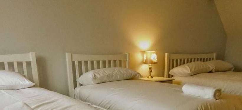 Hotel The George & Dragon