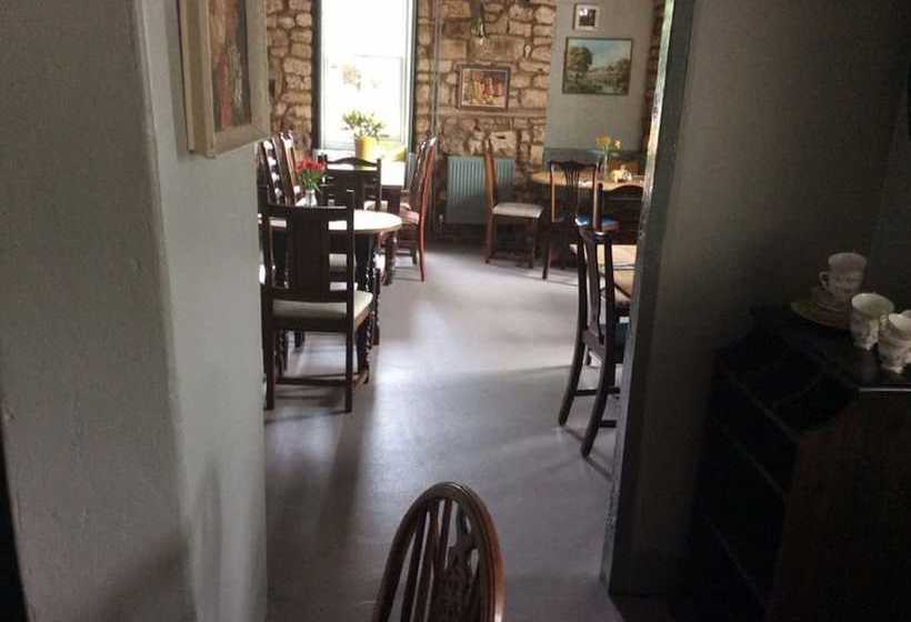 Hotel The George & Dragon