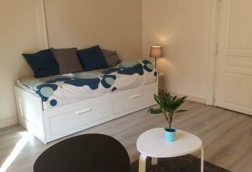 Пансион Bienvenu Chez Zazou