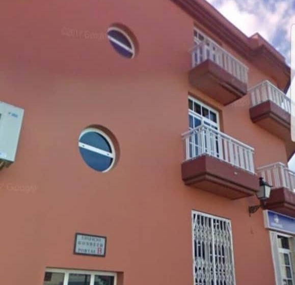 Pensão Rooms Pico Cho Marcial