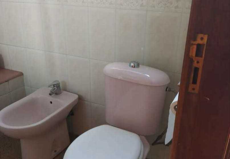 Pensão Rooms Pico Cho Marcial