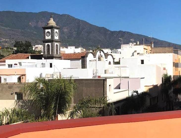 Pensão Rooms Pico Cho Marcial