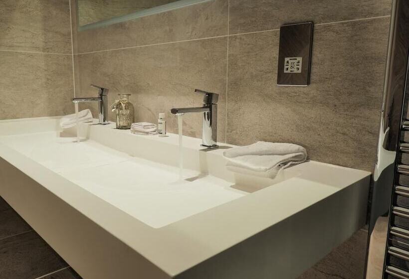 The Hotel At Mill Farm