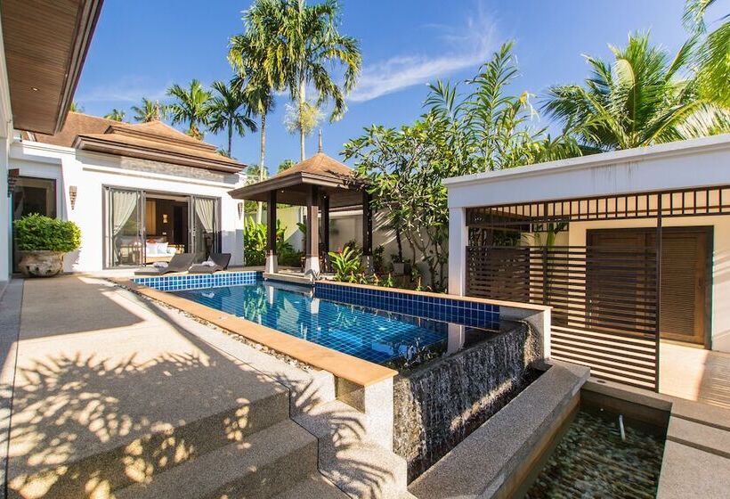 Tulip Pool Villa In Rawai