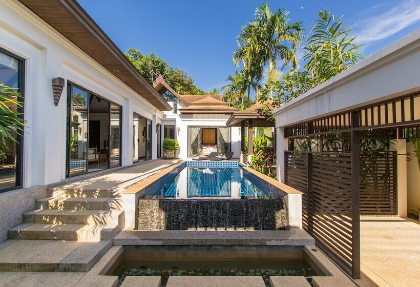 Tulip Pool Villa In Rawai