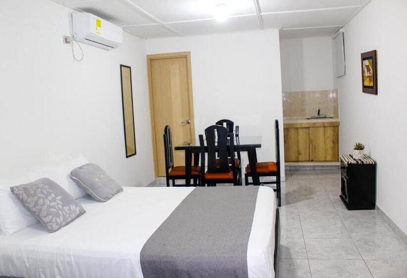 ペンション Poblado Suite