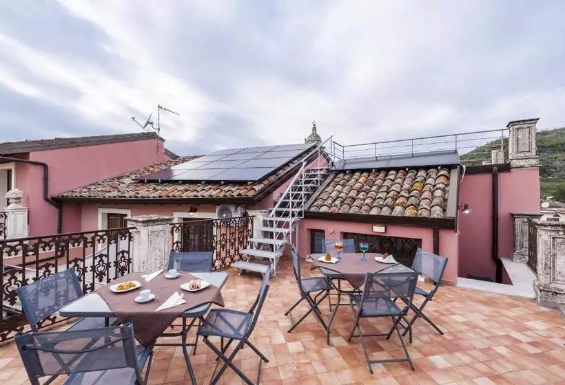 Bed and Breakfast Etnaglossa