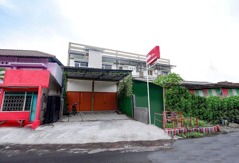 Otel Oyo 2782 Puspa Residence