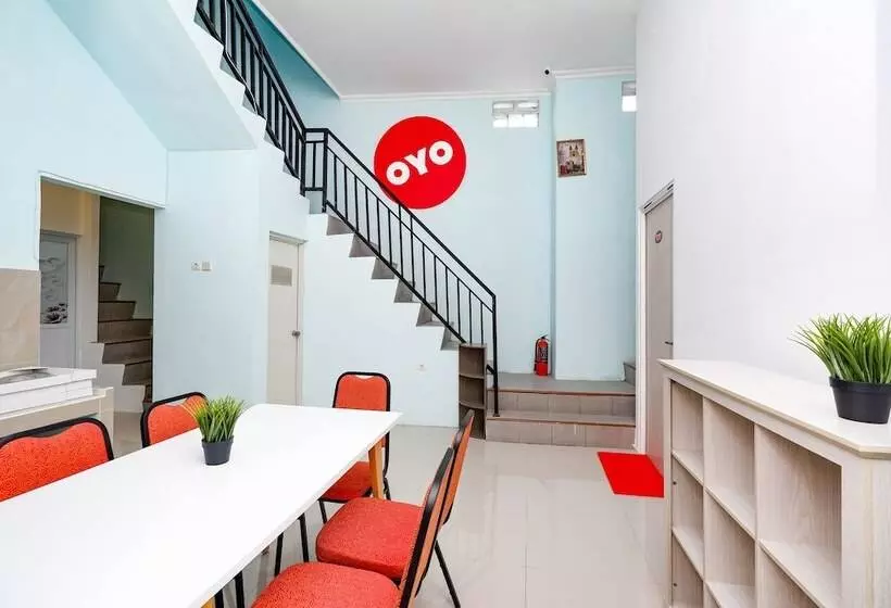 Hotel Oyo 2782 Puspa Residence
