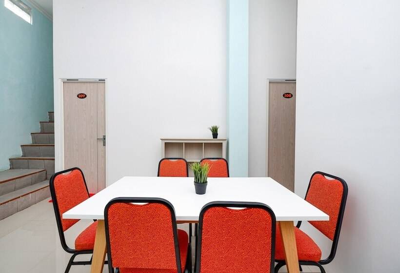 Otel Oyo 2782 Puspa Residence