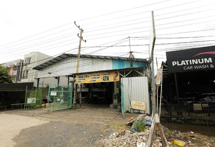 בית מלון כפרי Oyo 2879 Pondok Bunda