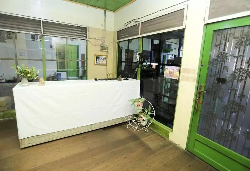 ホテル Oyo 2879 Pondok Bunda