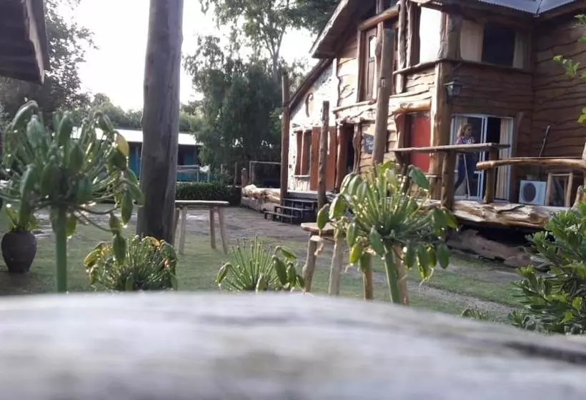 هاستل Huecubu Public House