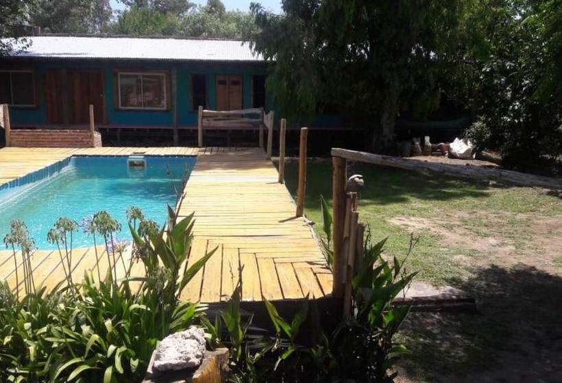 فندق صغير Huecubu Public House