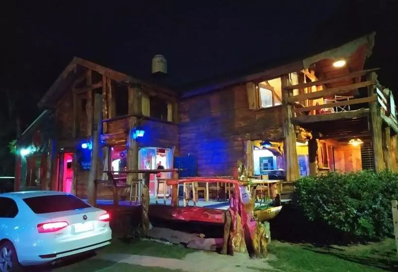 هاستل Huecubu Public House