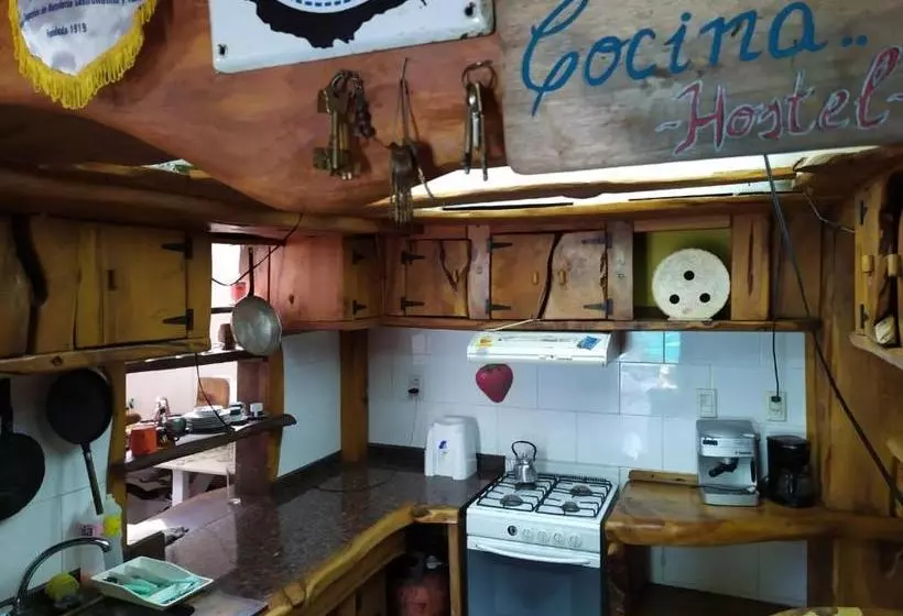 هاستل Huecubu Public House