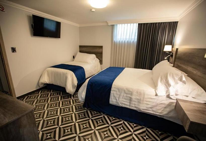 ホテル Esfera Tulancingo