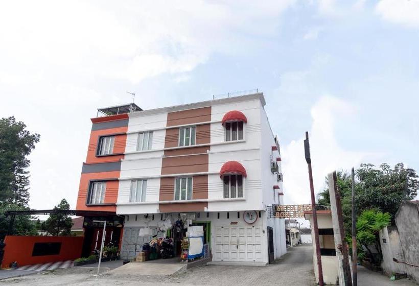 בית מלון כפרי Oyo 2560 Vj Living Syariah