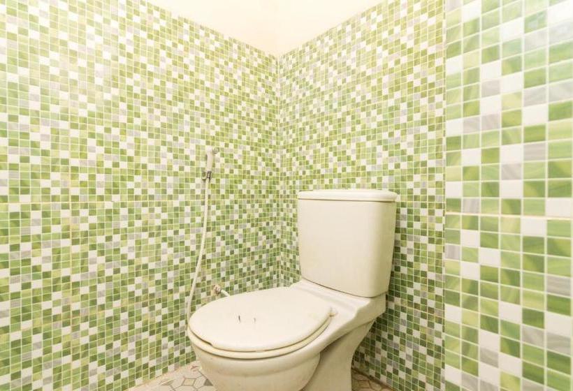 בית מלון כפרי Oyo 2774 Nepenthes Homestay