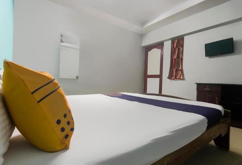 فندق Spot On Raahila Mansion