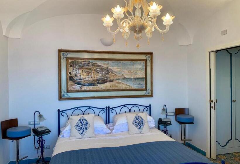 אתר נופש Villa Le Baste