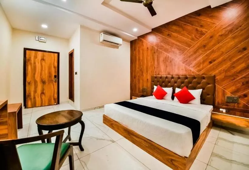 Hotelli Padmavati Fort View