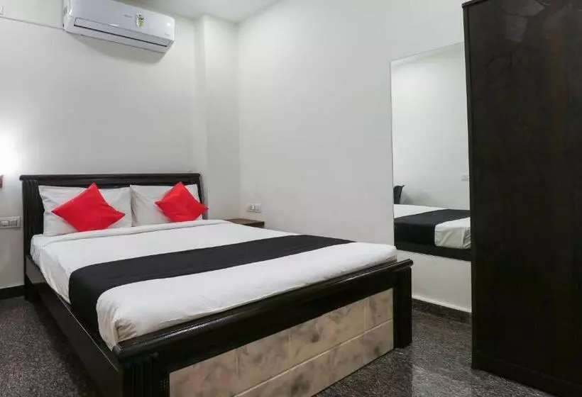 Hotelli Capital O Gn Suites