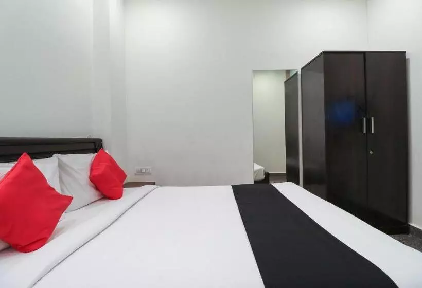 Hotelli Capital O Gn Suites