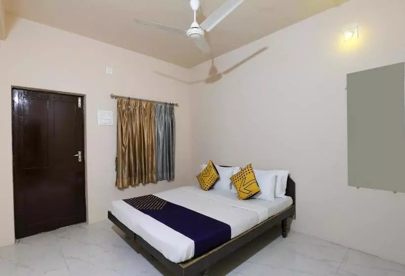 هتل Spot On 64818  Minal