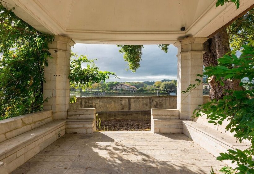 Bed and Breakfast Chateau Du Bec Du Gave