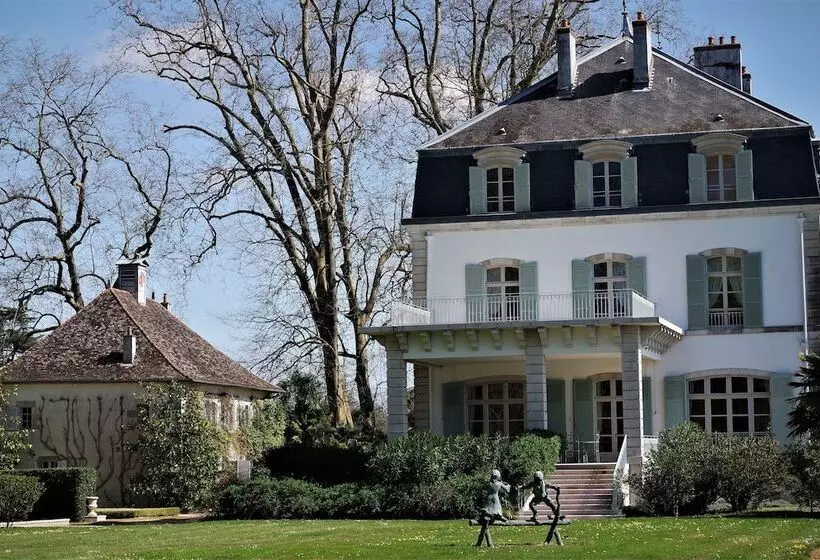 Aamiaismajoitus (B&B) Chateau Du Bec Du Gave