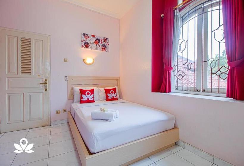 בית מלון כפרי Shazira Syariah