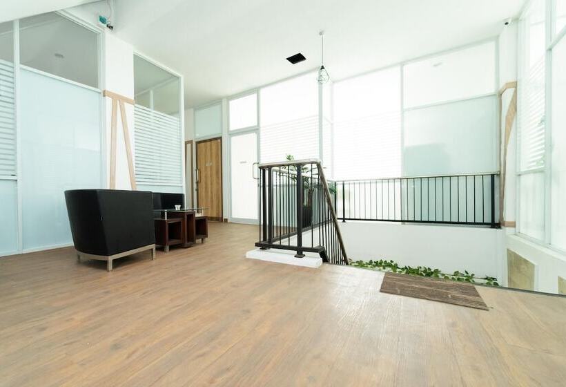 פנסיון Koolkost Near Grand Kota Bintang