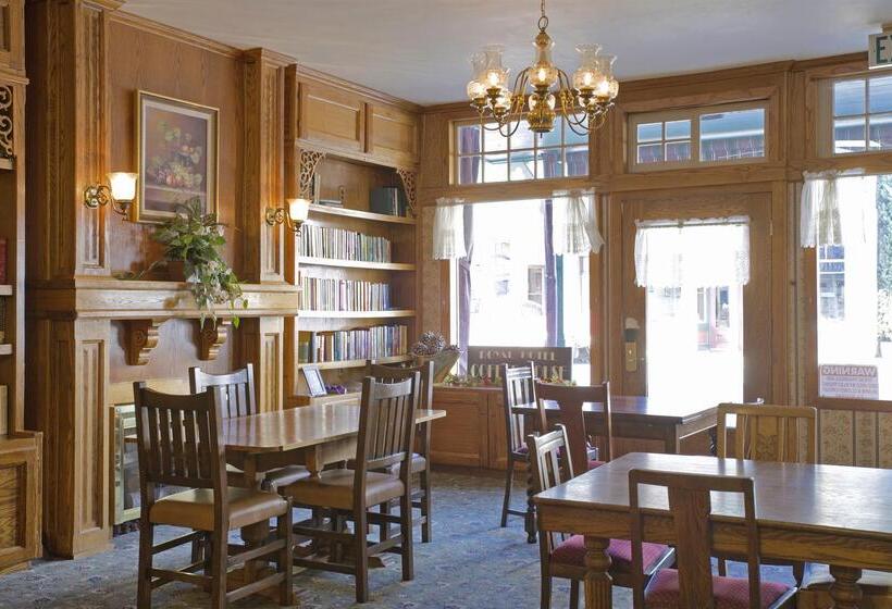 ホテル Americas Best Value Inn Royal Carriage