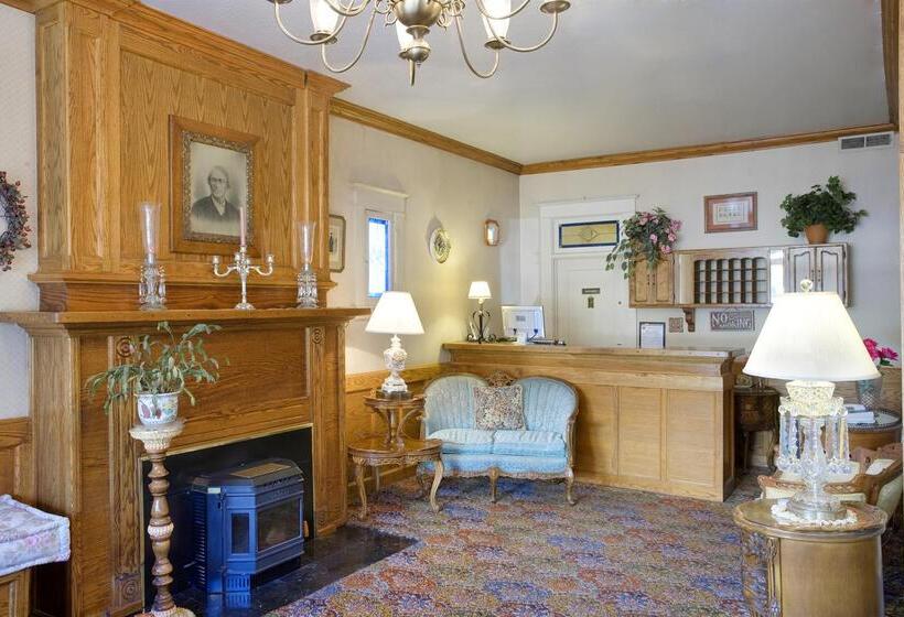 ホテル Americas Best Value Inn Royal Carriage