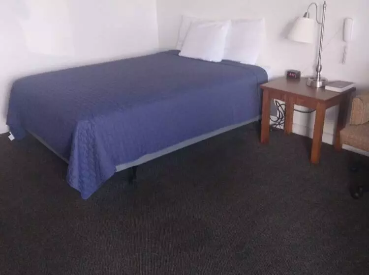 Отель Royal Inn