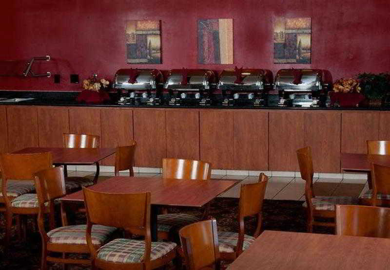 اقامتگاه Staybridge Suites Oxnard River Ridge By Ihg