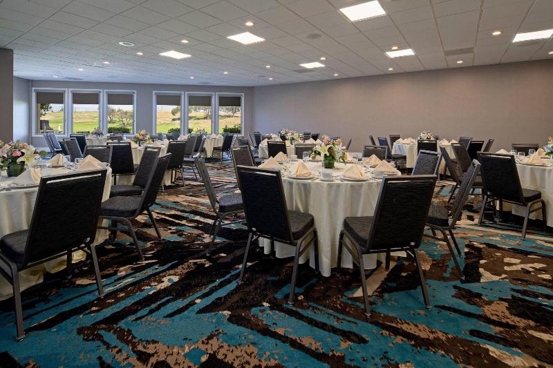 اقامتگاه Staybridge Suites Oxnard River Ridge By Ihg