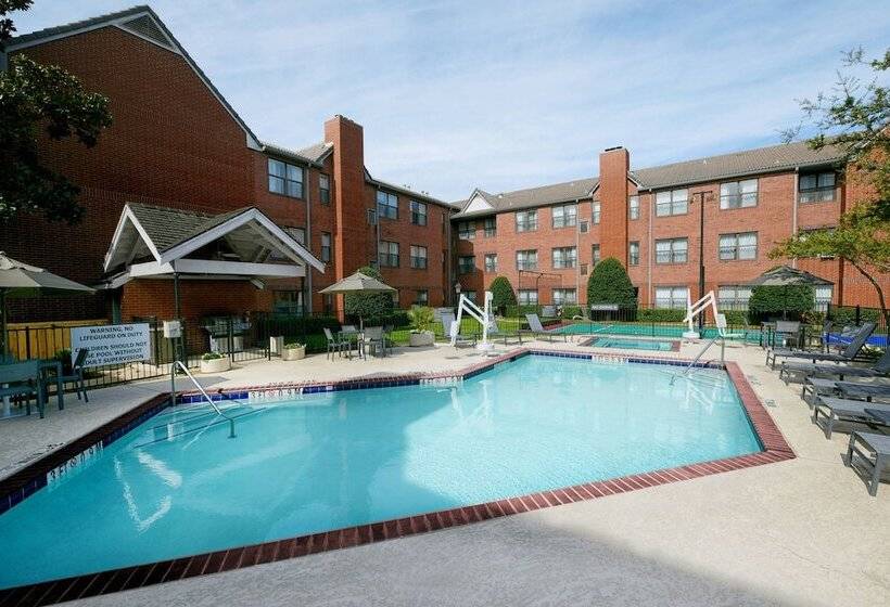 Residence Inn Dallas Addison/quorum Drive