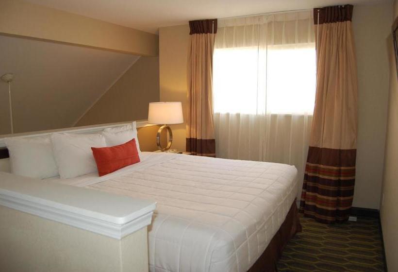 إقامة Hawthorn Suites By Wyndham Indianapolis North