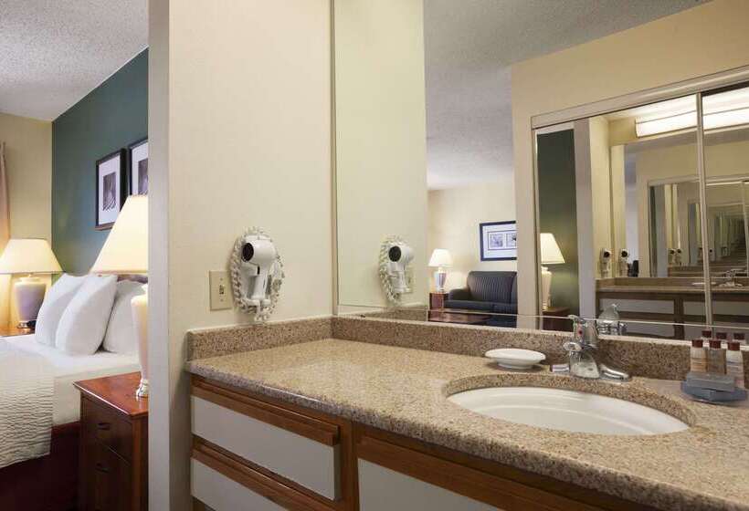 إقامة Philadelphia Suites At Airport   An Extended Stay
