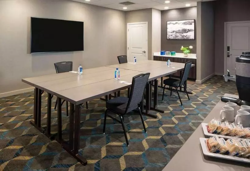 Резиденция Sonesta Es Suites Fairfax Fair Lakes