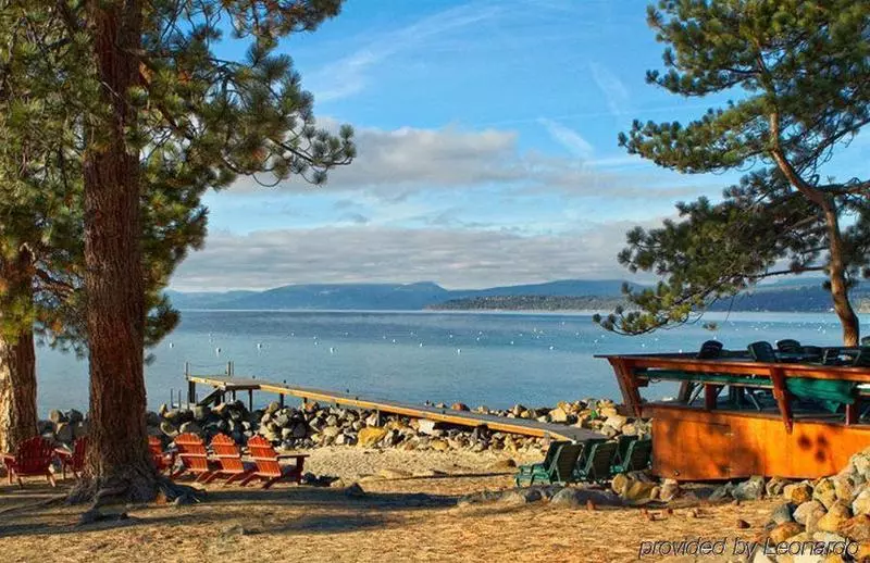 Курорт Red Wolf Lakeside Lodge